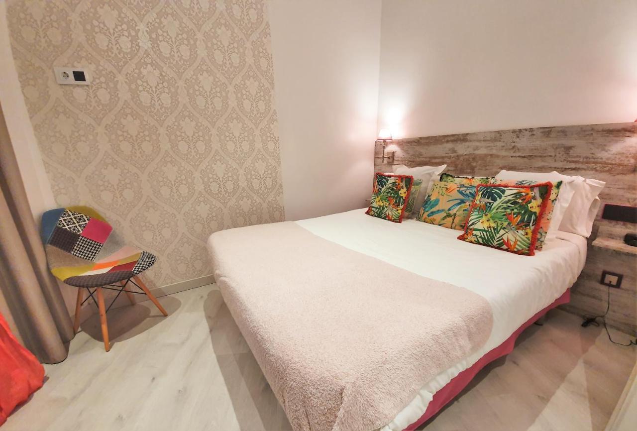 Dreamkeys Barcelona City Bilik gambar